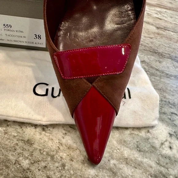 Rare Vintage Gunmetal Brown Suede with Red Patent Leather Pumps - Size 8 - EUC - Picture 3 of 7